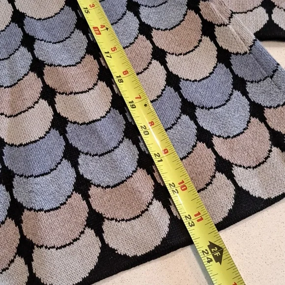 NWT Novica sweater - Picture 9 of 14